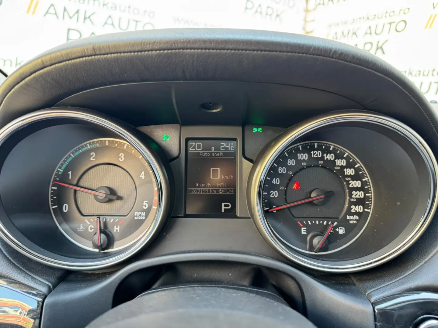 Cumpara/ Vinde online Jeep Grand Cherokee 2012 SH, la cel mai bun pret pentru tine!