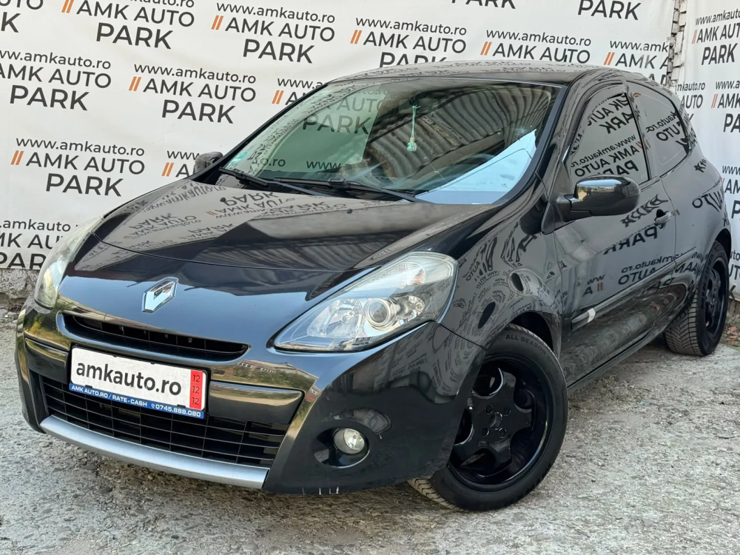 Cumpara/ Vinde online Renault  Clio 2009 SH, la cel mai bun pret pentru tine!