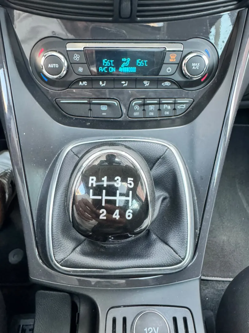 Cumpara/ Vinde online Ford Kuga 2014 SH, la cel mai bun pret pentru tine!