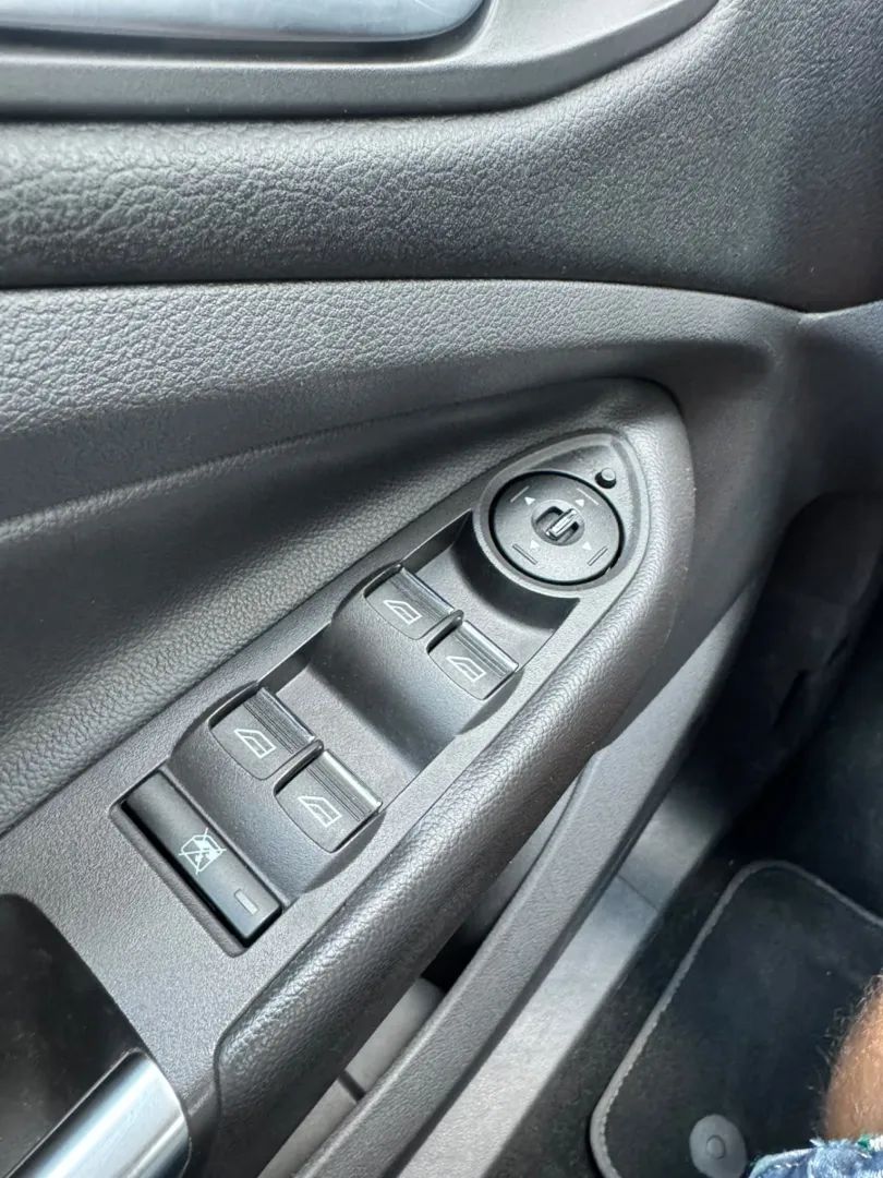 Cumpara/ Vinde online Ford Kuga 2014 SH, la cel mai bun pret pentru tine!