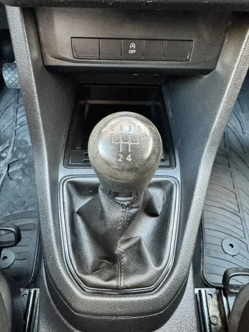 Cumpara/ Vinde online Volkswagen Caddy 2018 SH, la cel mai bun pret pentru tine!