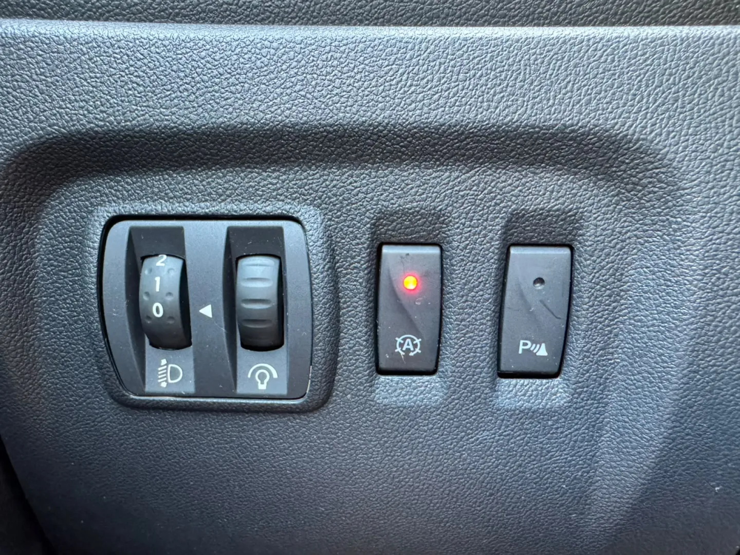 Cumpara/ Vinde online Renault  Captur 2016 SH, la cel mai bun pret pentru tine!
