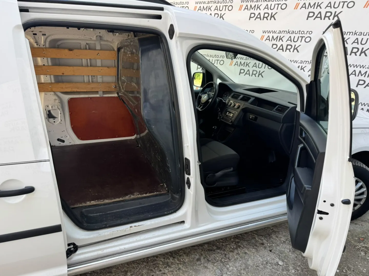 Cumpara/ Vinde online Volkswagen Caddy 2018 SH, la cel mai bun pret pentru tine!