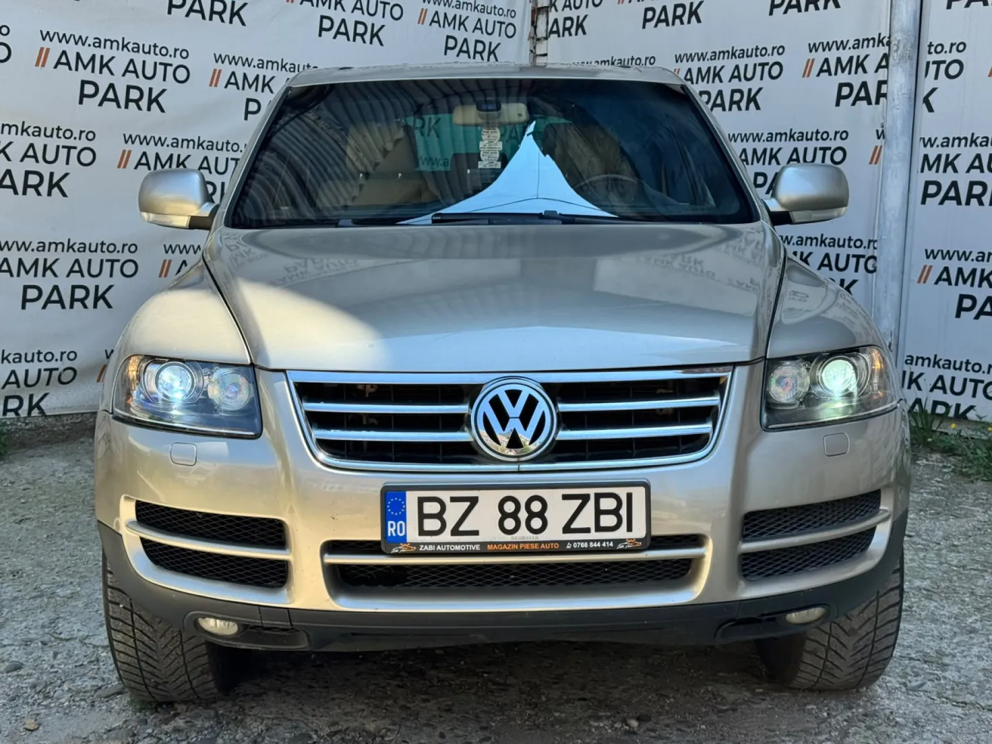 Cumpara/ Vinde online Volkswagen Touareg 2006 SH, la cel mai bun pret pentru tine!