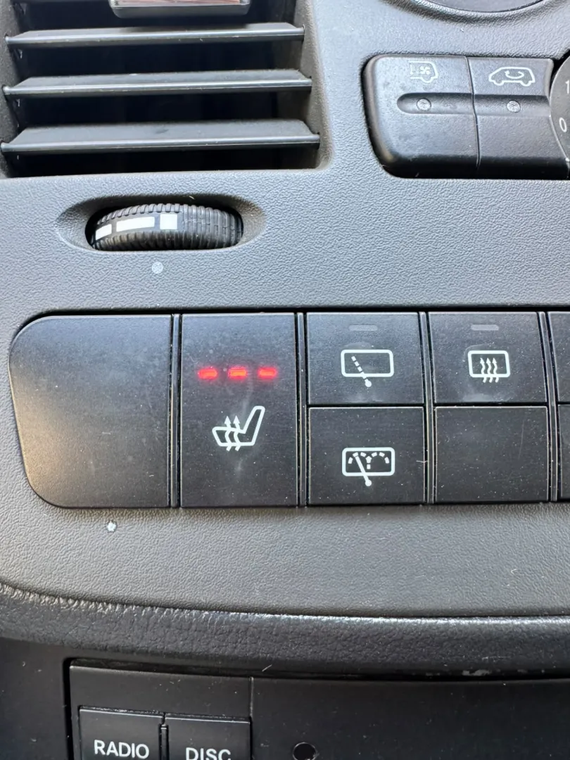 Cumpara/ Vinde online Mercedes-Benz Vito 2014 SH, la cel mai bun pret pentru tine!