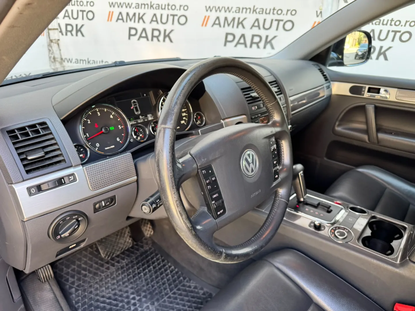 Cumpara/ Vinde online Volkswagen Touareg 2007 SH, la cel mai bun pret pentru tine!