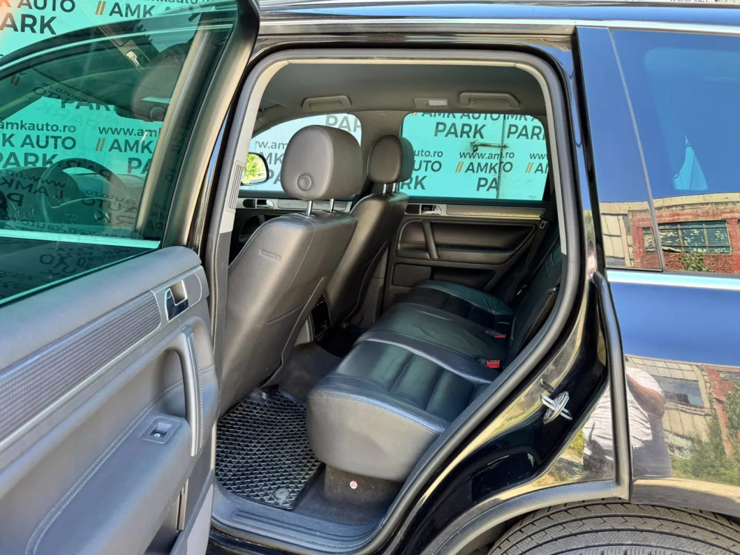 Cumpara/ Vinde online Volkswagen Touareg 2007 SH, la cel mai bun pret pentru tine!