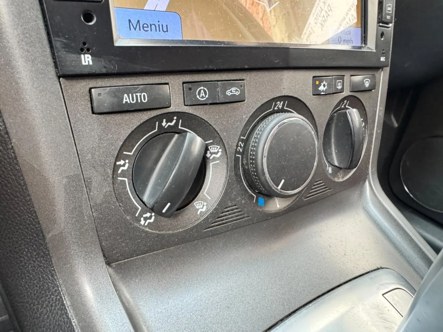 Cumpara/ Vinde online Opel Antara 2007 SH, la cel mai bun pret pentru tine!