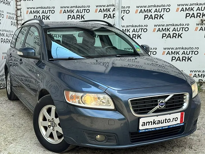 Volvo V50