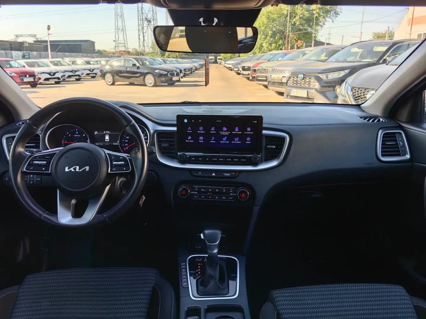 Cumpara/ Vinde online Kia Ceed 2024 SH, la cel mai bun pret pentru tine!