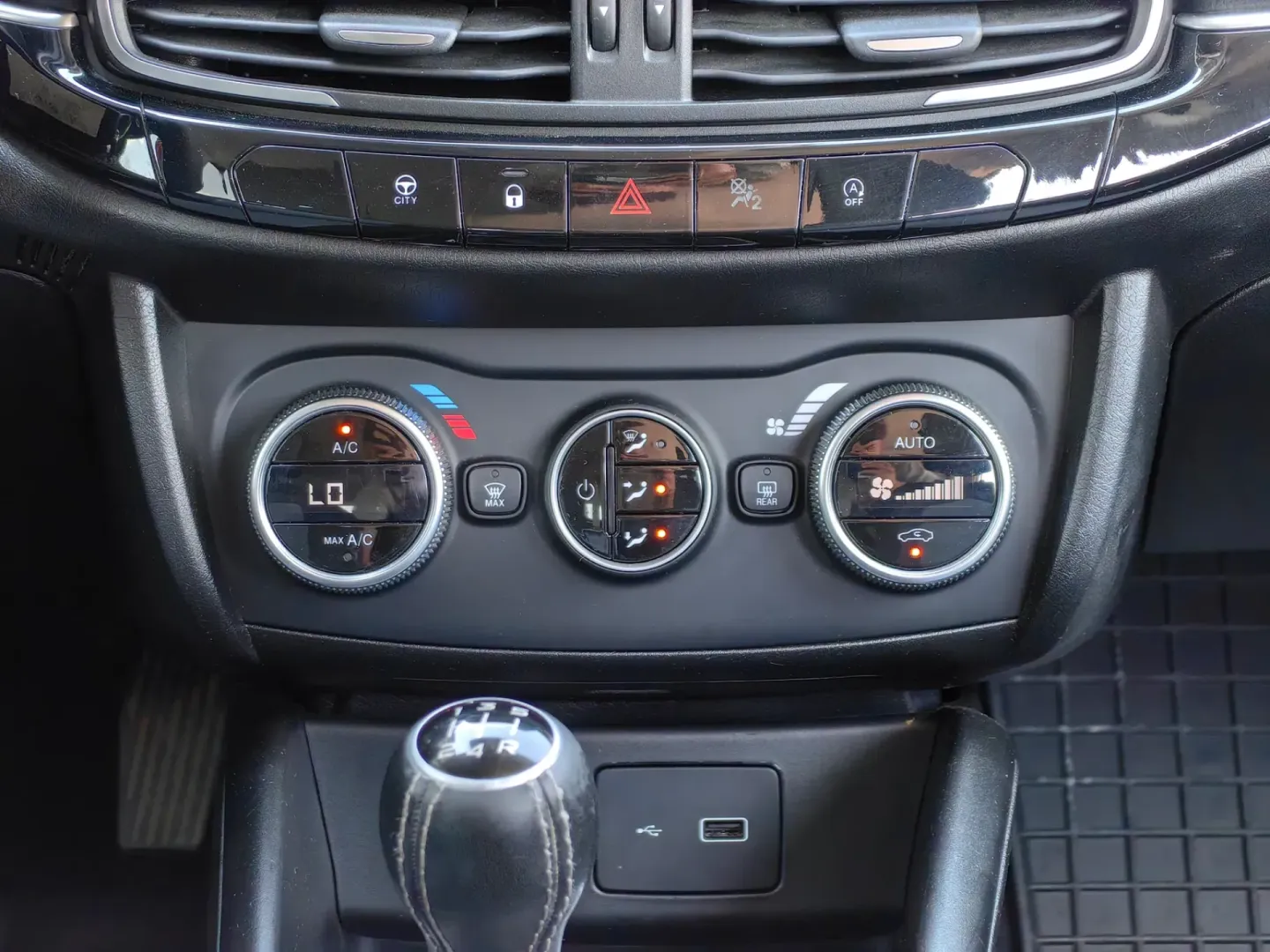 Cumpara/ Vinde online Fiat Tipo 2022 SH, la cel mai bun pret pentru tine!