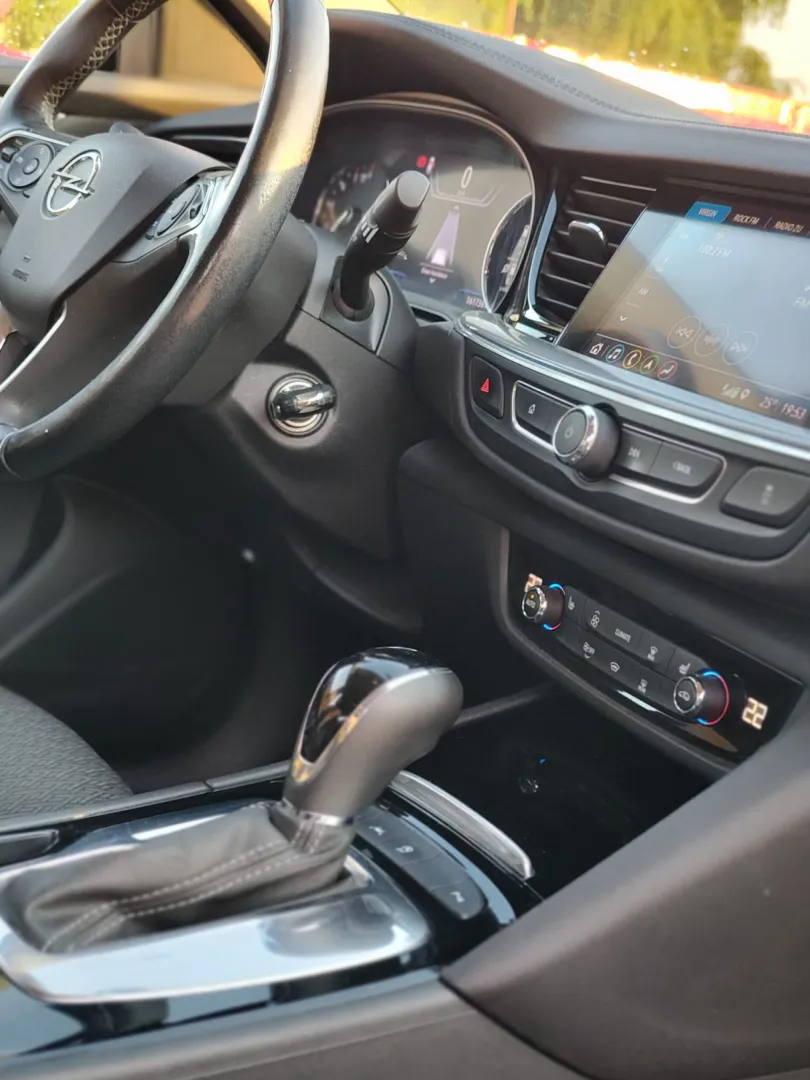 Cumpara/ Vinde online Opel Insignia 2019 SH, la cel mai bun pret pentru tine!