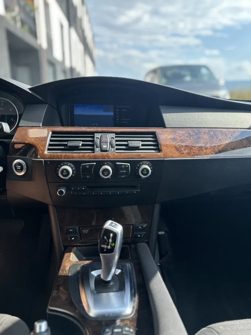 Cumpara/ Vinde online BMW 530 2009 SH, la cel mai bun pret pentru tine!