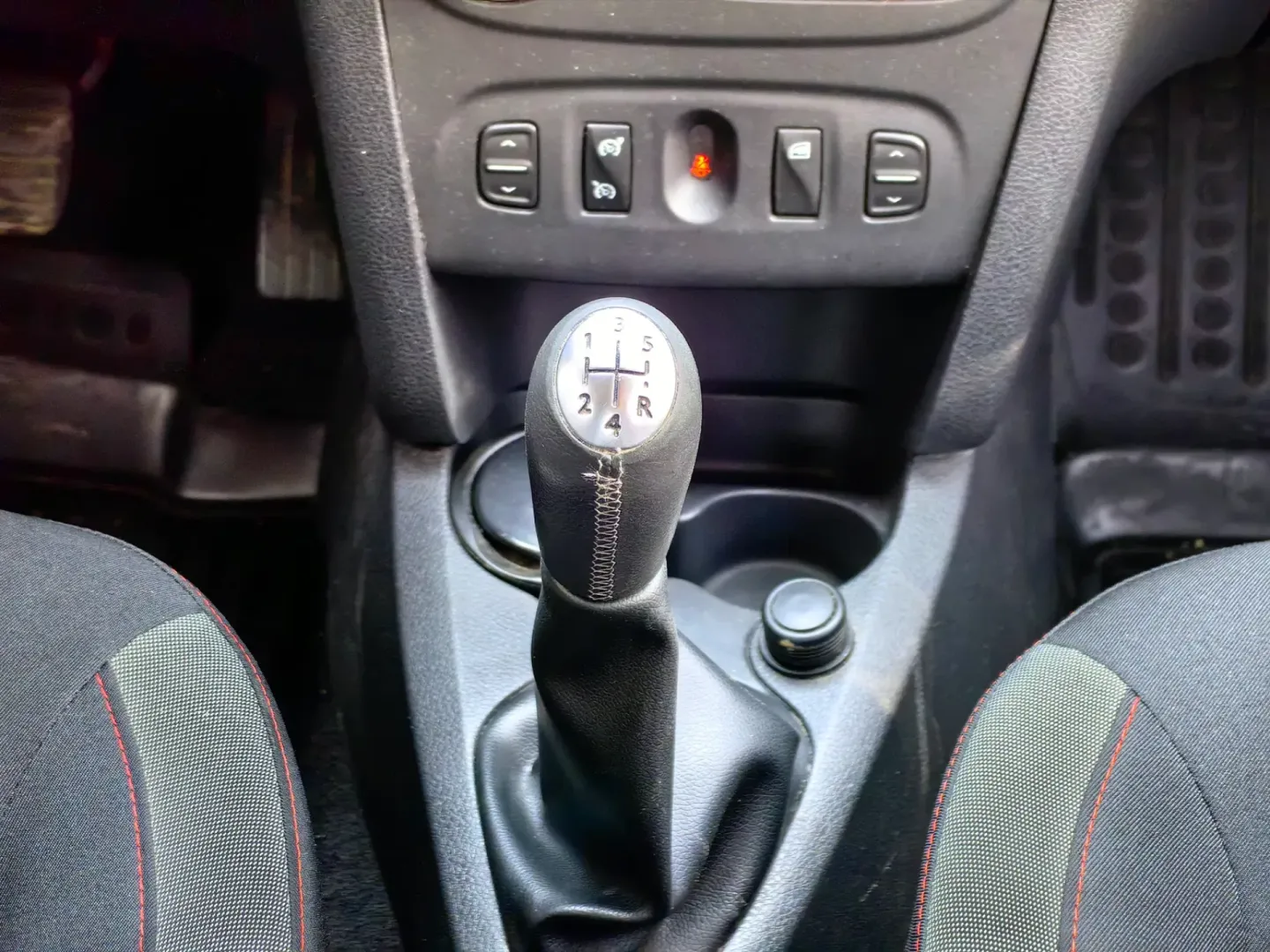 Cumpara/ Vinde online Dacia Logan 2019 SH, la cel mai bun pret pentru tine!