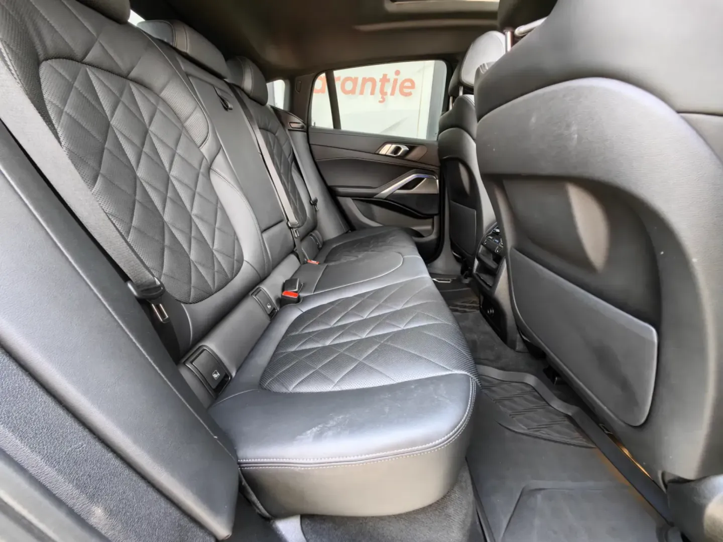 Cumpara/ Vinde online BMW X6 2023 SH, la cel mai bun pret pentru tine!