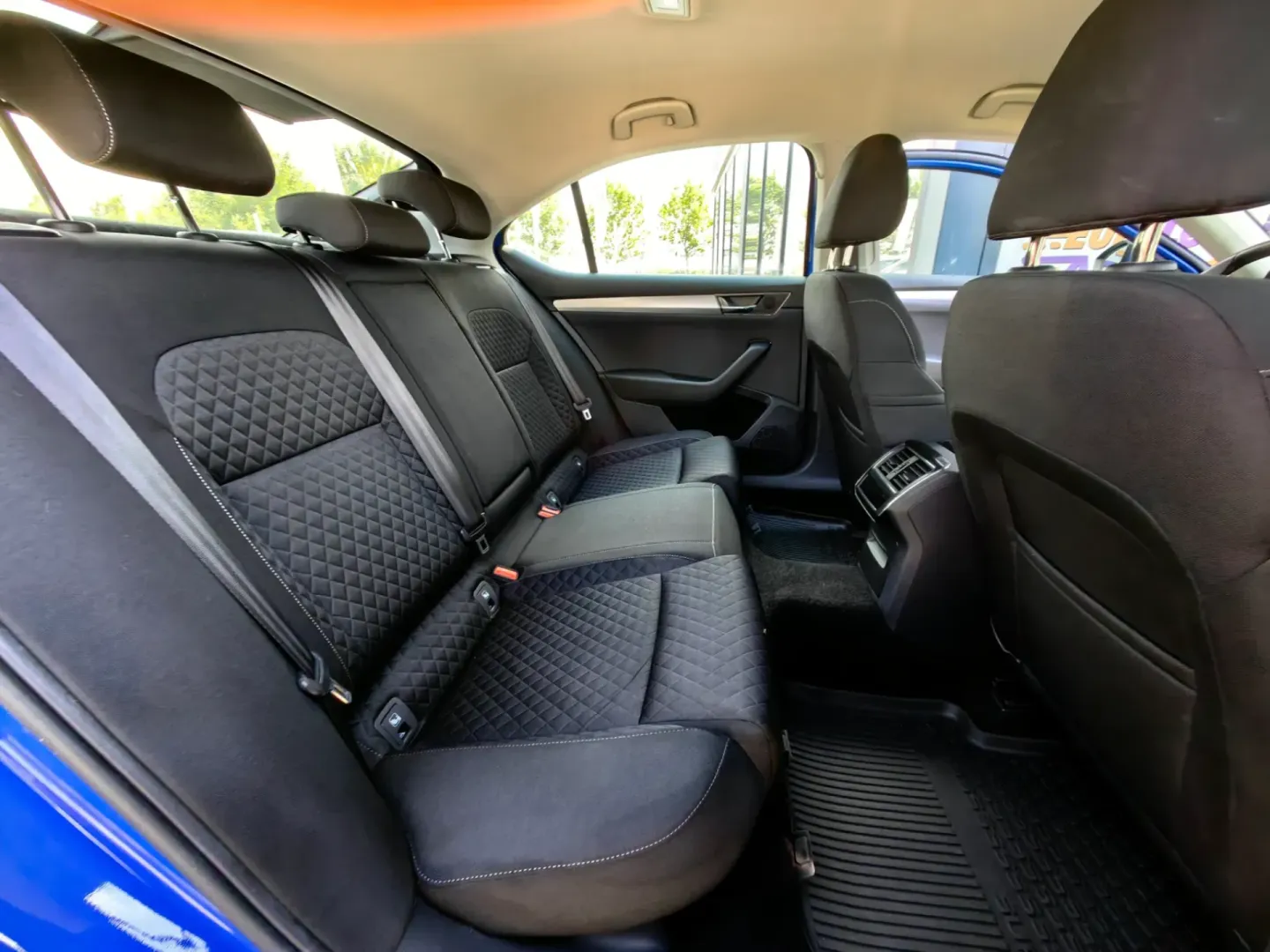Cumpara/ Vinde online Skoda Superb 2023 SH, la cel mai bun pret pentru tine!