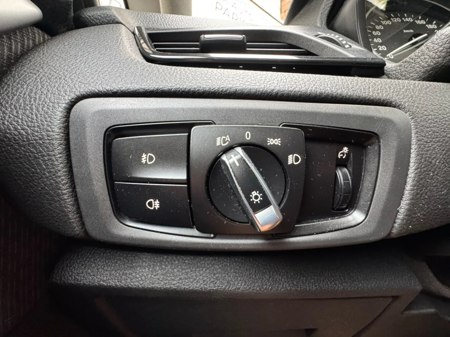 Cumpara/ Vinde online BMW 2 Series 2015 SH, la cel mai bun pret pentru tine!