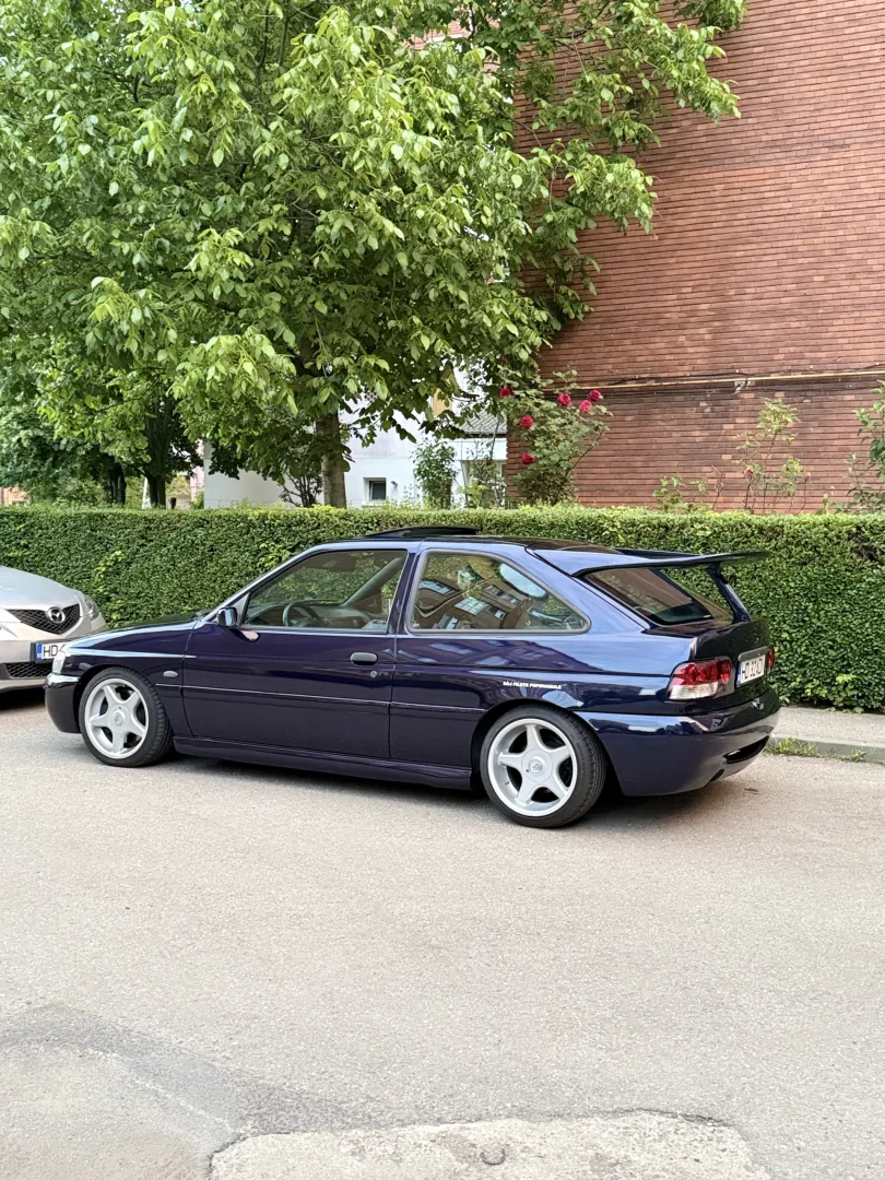 Cumpara/ Vinde online Ford Escort 1997 SH, la cel mai bun pret pentru tine!