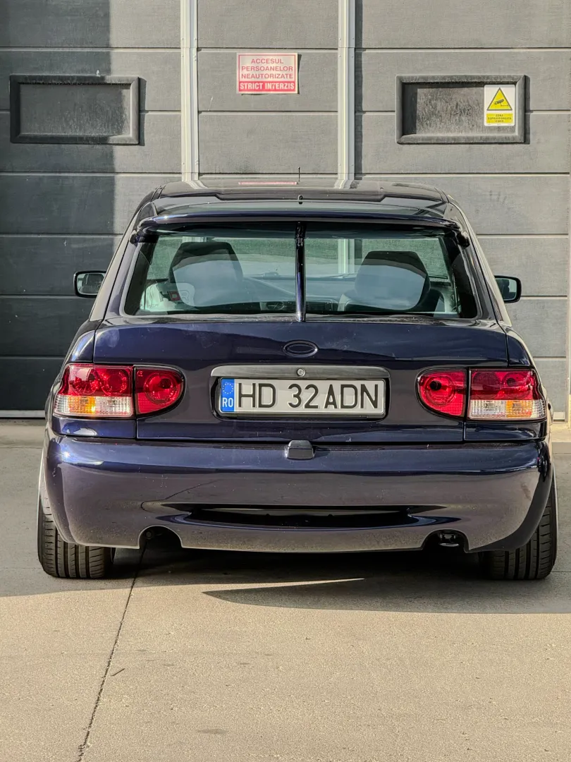 Cumpara/ Vinde online Ford Escort 1997 SH, la cel mai bun pret pentru tine!