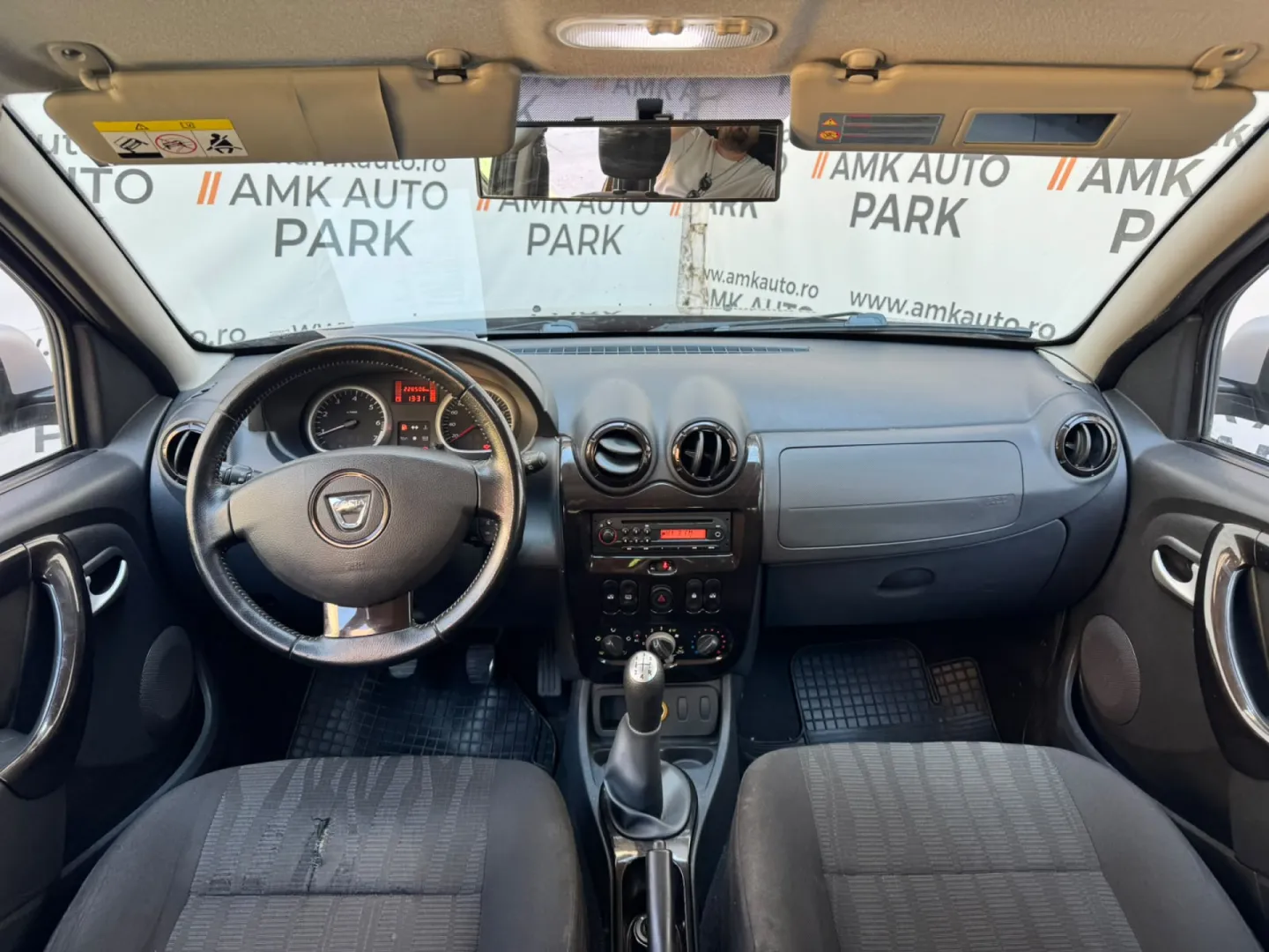 Cumpara/ Vinde online Dacia Duster 2011 SH, la cel mai bun pret pentru tine!