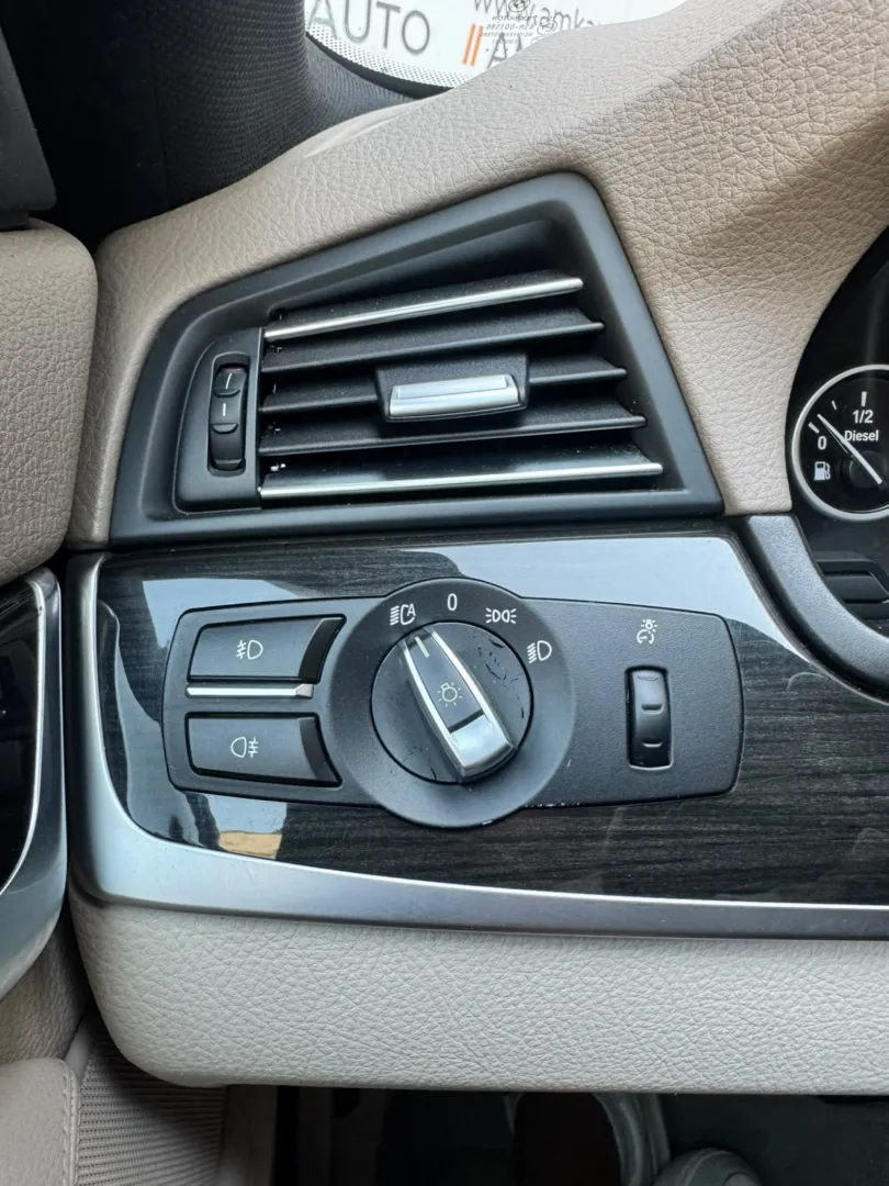 Cumpara/ Vinde online BMW 5 Series 2012 SH, la cel mai bun pret pentru tine!