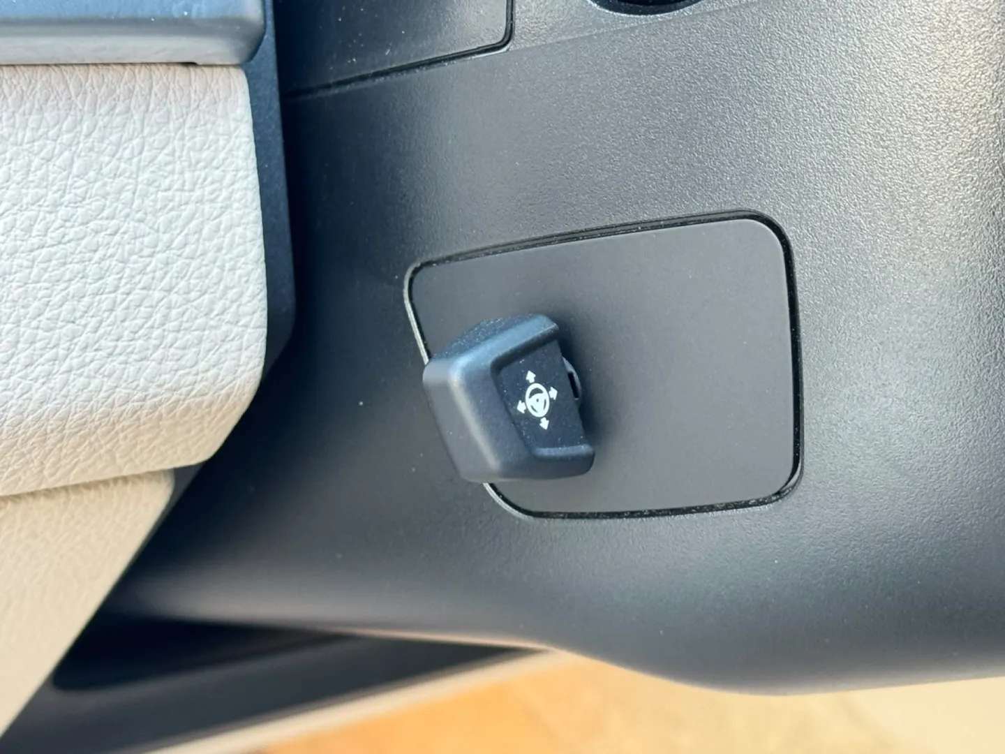 Cumpara/ Vinde online BMW 5 Series 2012 SH, la cel mai bun pret pentru tine!