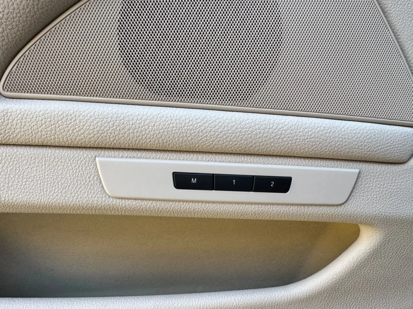 Cumpara/ Vinde online BMW 5 Series 2012 SH, la cel mai bun pret pentru tine!