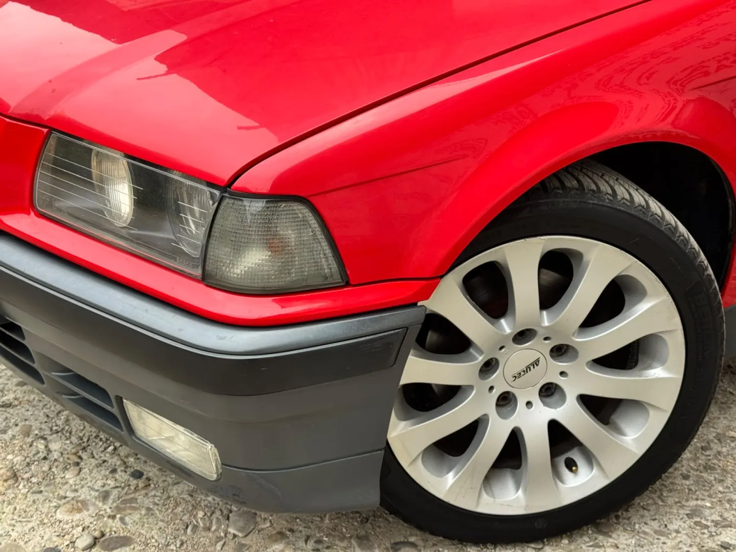 Cumpara/ Vinde online BMW 3 Series 1993 SH, la cel mai bun pret pentru tine!
