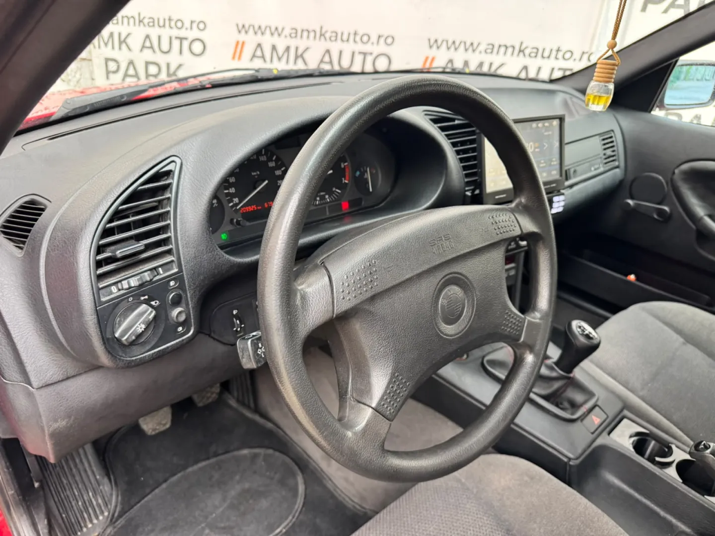 Cumpara/ Vinde online BMW 3 Series 1993 SH, la cel mai bun pret pentru tine!