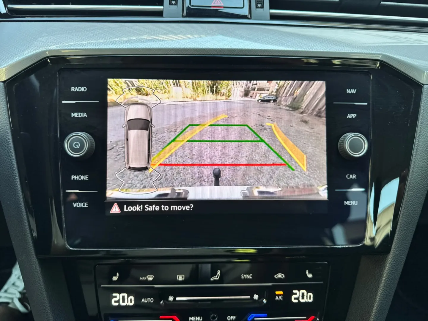 Cumpara/ Vinde online Volkswagen Passat 2021 SH, la cel mai bun pret pentru tine!
