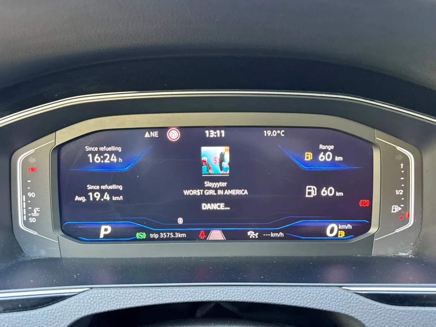 Cumpara/ Vinde online Volkswagen Passat 2021 SH, la cel mai bun pret pentru tine!