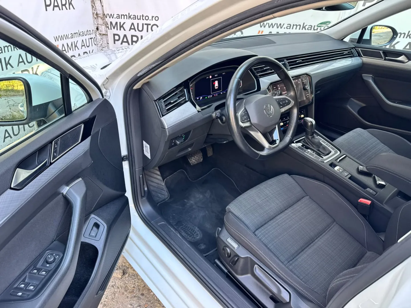 Cumpara/ Vinde online Volkswagen Passat 2021 SH, la cel mai bun pret pentru tine!