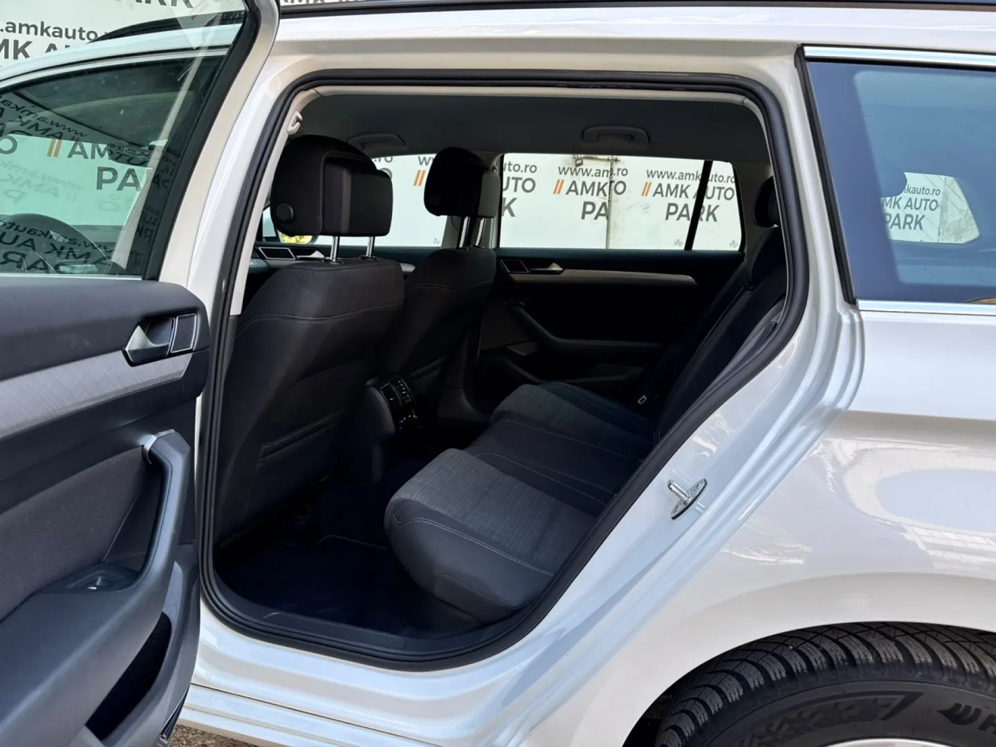 Cumpara/ Vinde online Volkswagen Passat 2021 SH, la cel mai bun pret pentru tine!