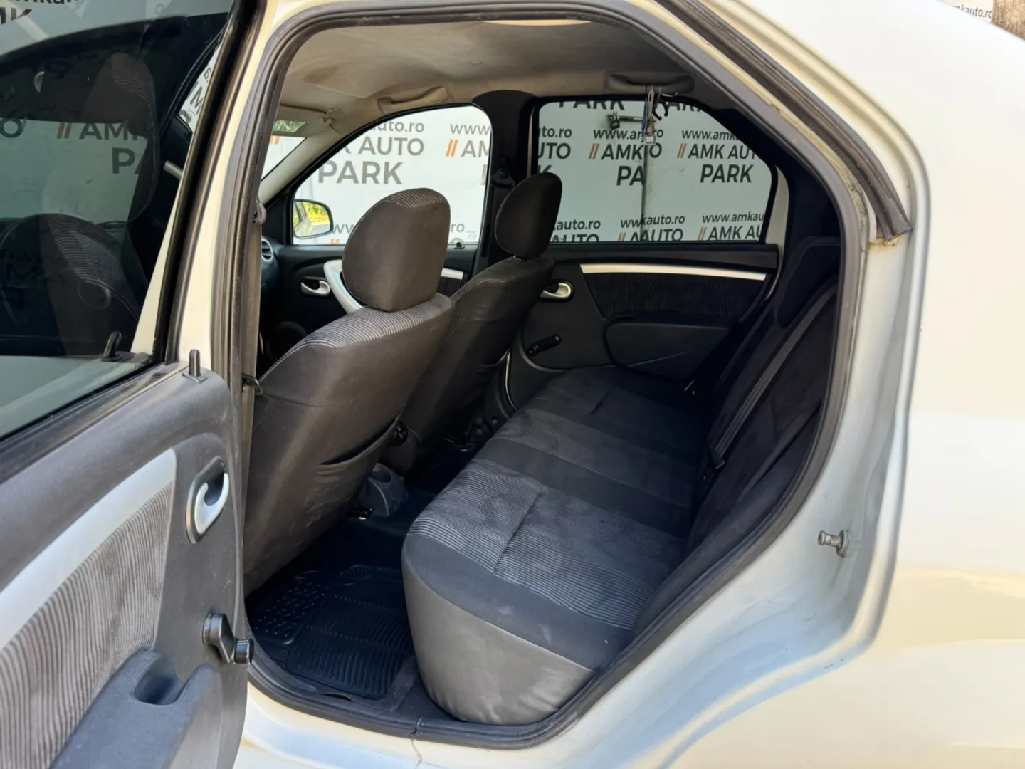 Cumpara/ Vinde online Dacia Logan 2010 SH, la cel mai bun pret pentru tine!