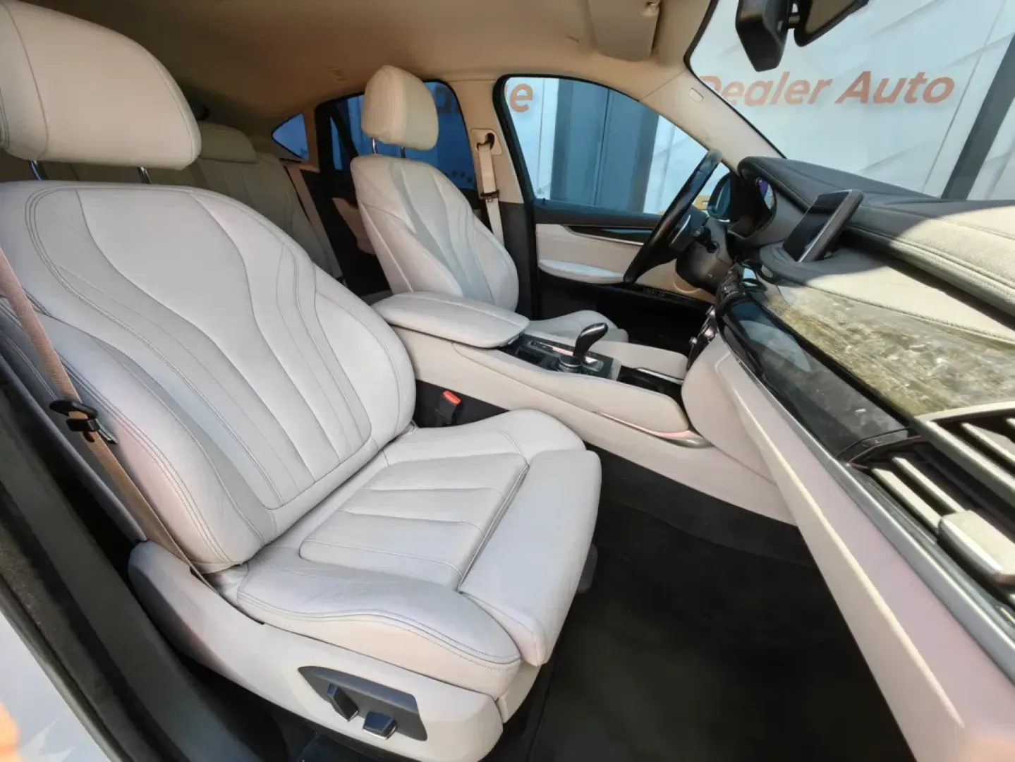 Cumpara/ Vinde online BMW X6 2015 SH, la cel mai bun pret pentru tine!
