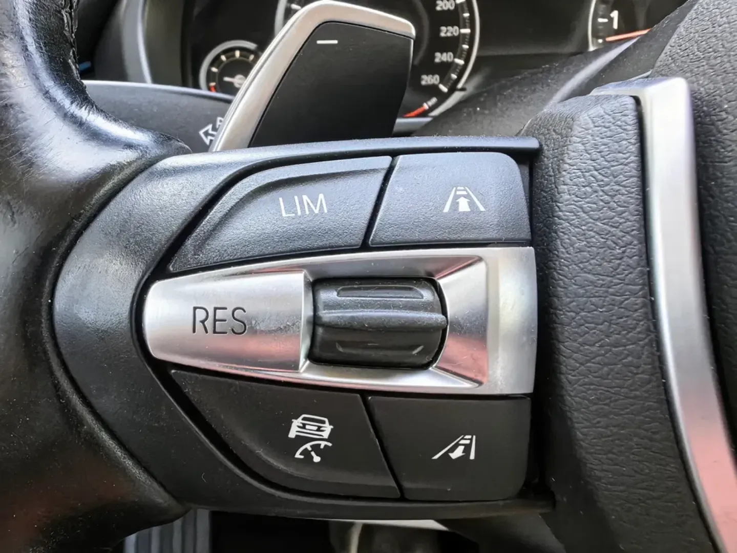 Cumpara/ Vinde online BMW X6 2015 SH, la cel mai bun pret pentru tine!