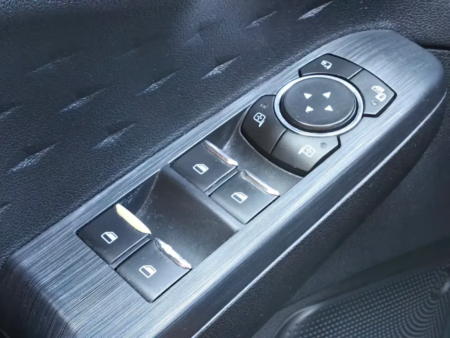 Cumpara/ Vinde online Ford Kuga 2021 SH, la cel mai bun pret pentru tine!