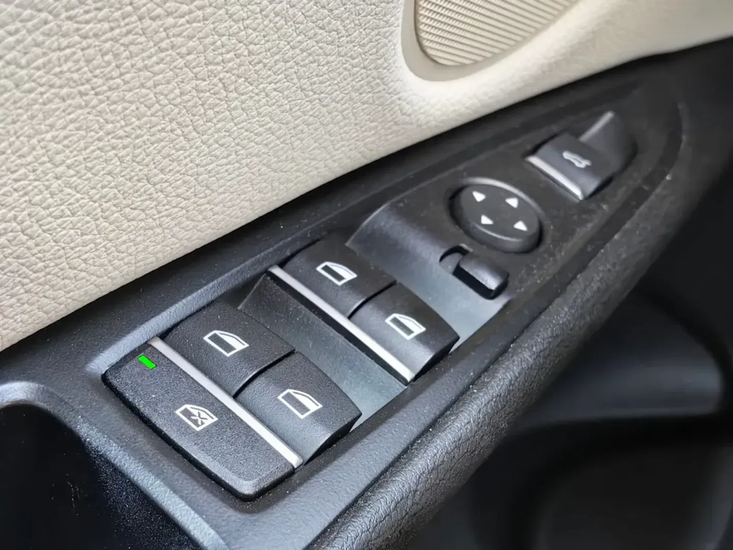 Cumpara/ Vinde online BMW X6 2015 SH, la cel mai bun pret pentru tine!