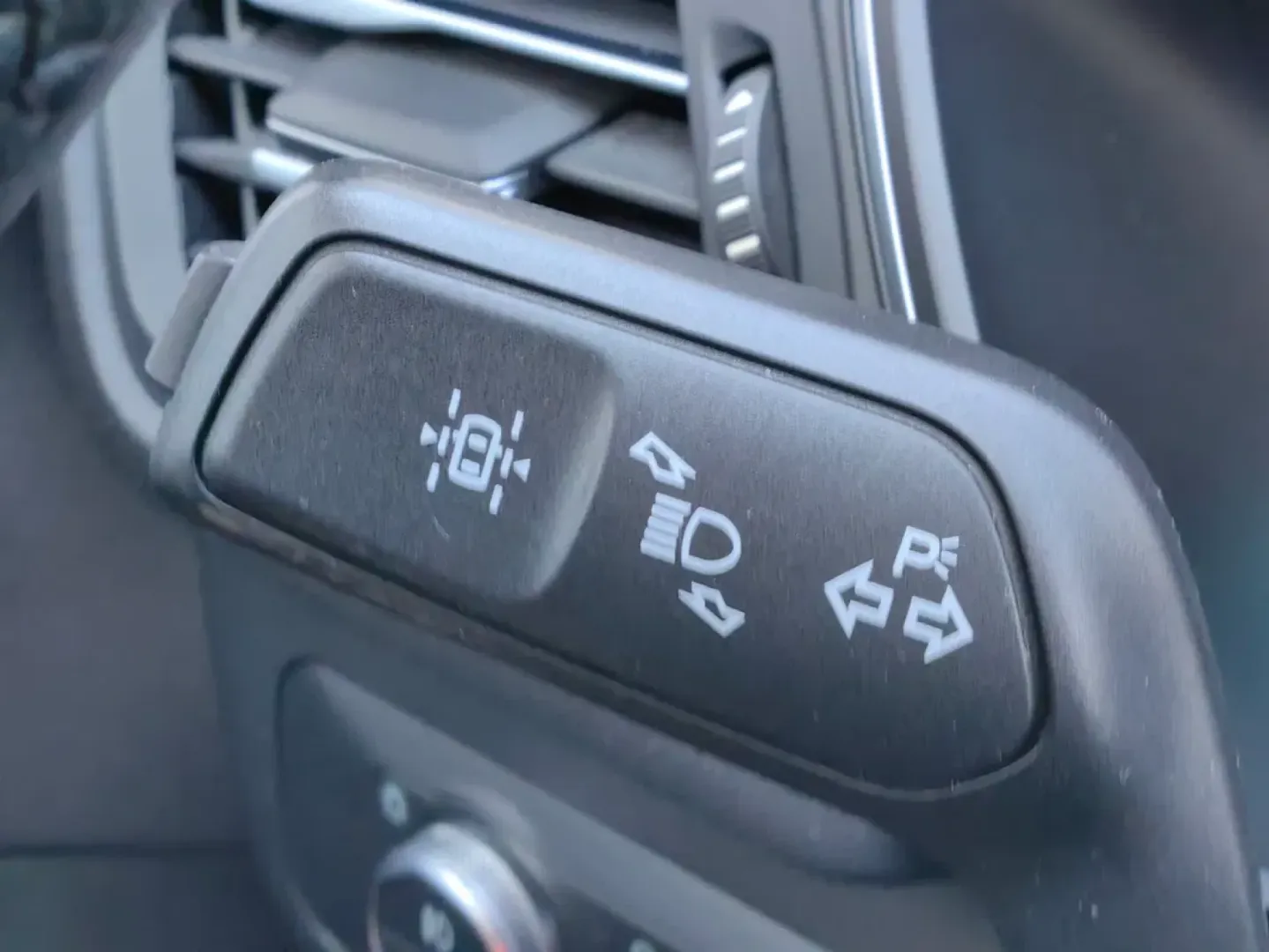 Cumpara/ Vinde online Ford Kuga 2021 SH, la cel mai bun pret pentru tine!