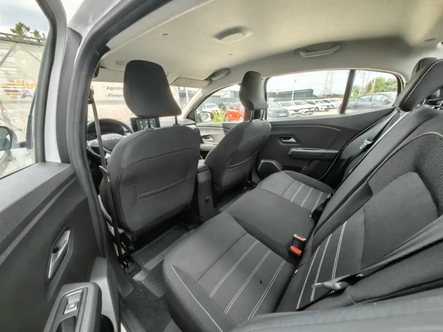 Cumpara/ Vinde online Dacia Logan 2024 SH, la cel mai bun pret pentru tine!