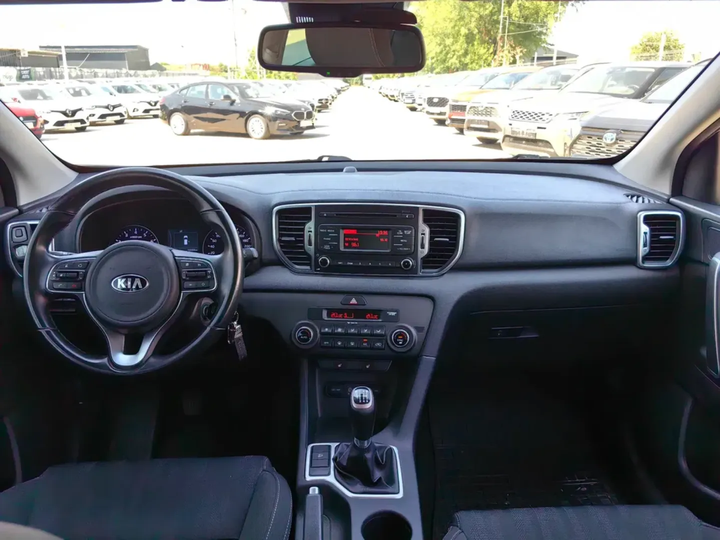 Cumpara/ Vinde online Kia Sportage 2016 SH, la cel mai bun pret pentru tine!