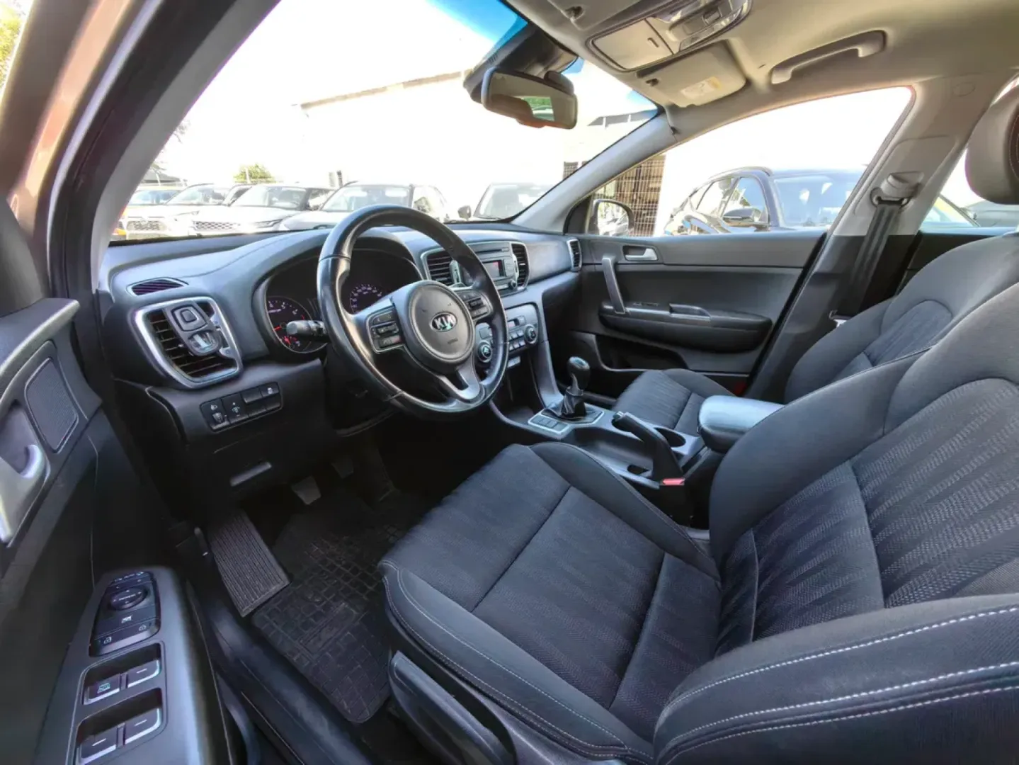 Cumpara/ Vinde online Kia Sportage 2016 SH, la cel mai bun pret pentru tine!