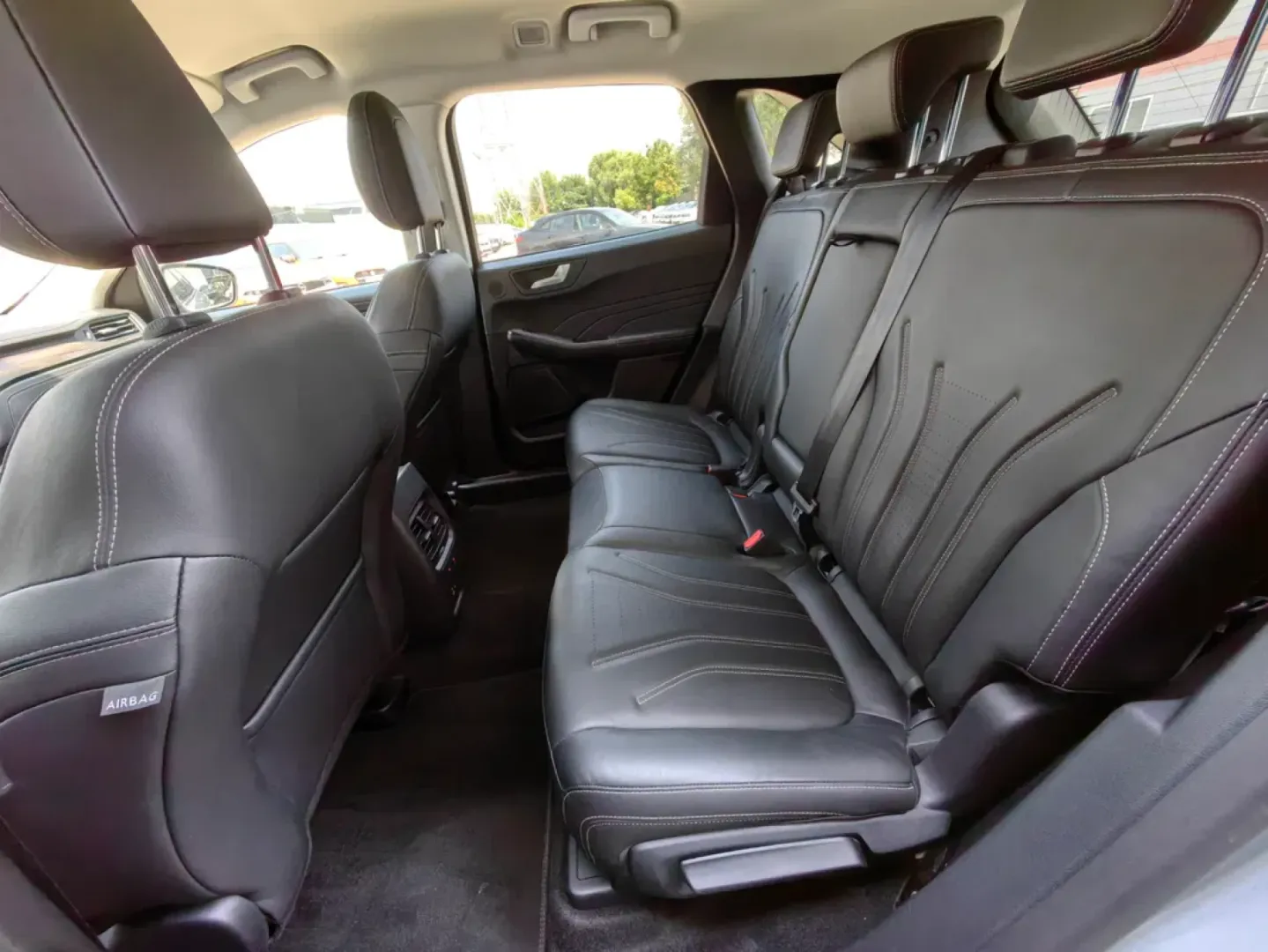 Cumpara/ Vinde online Ford Kuga 2021 SH, la cel mai bun pret pentru tine!