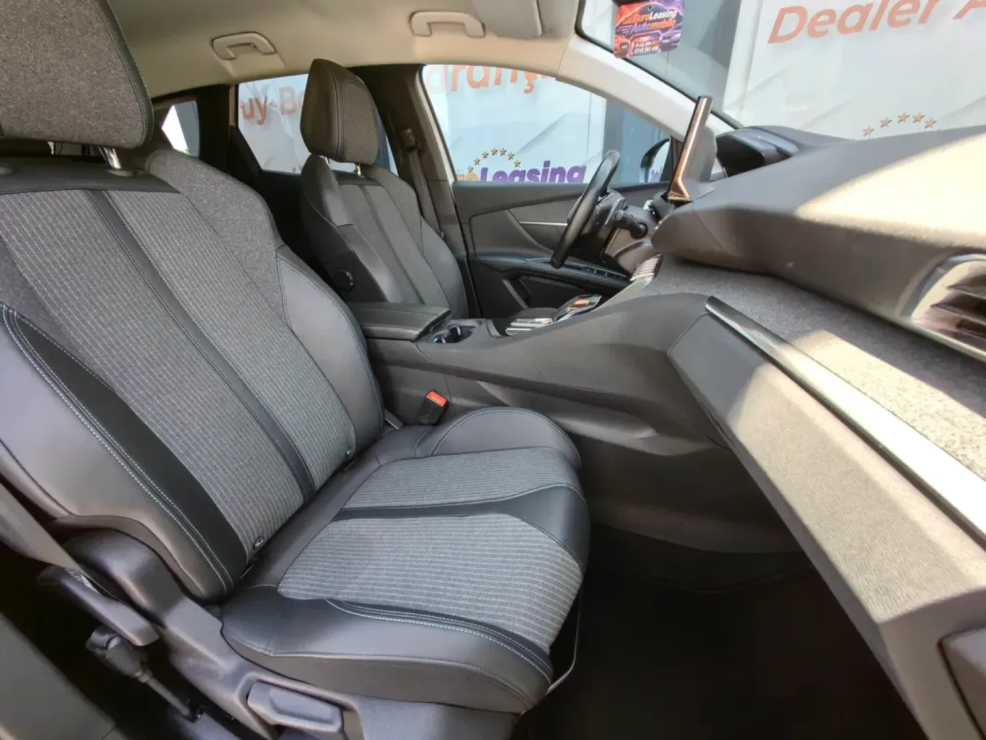 Cumpara/ Vinde online Peugeot 3008 2021 SH, la cel mai bun pret pentru tine!