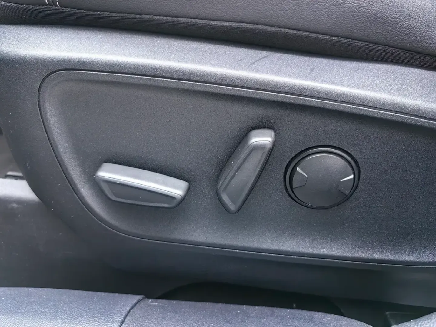 Cumpara/ Vinde online Ford Kuga 2021 SH, la cel mai bun pret pentru tine!