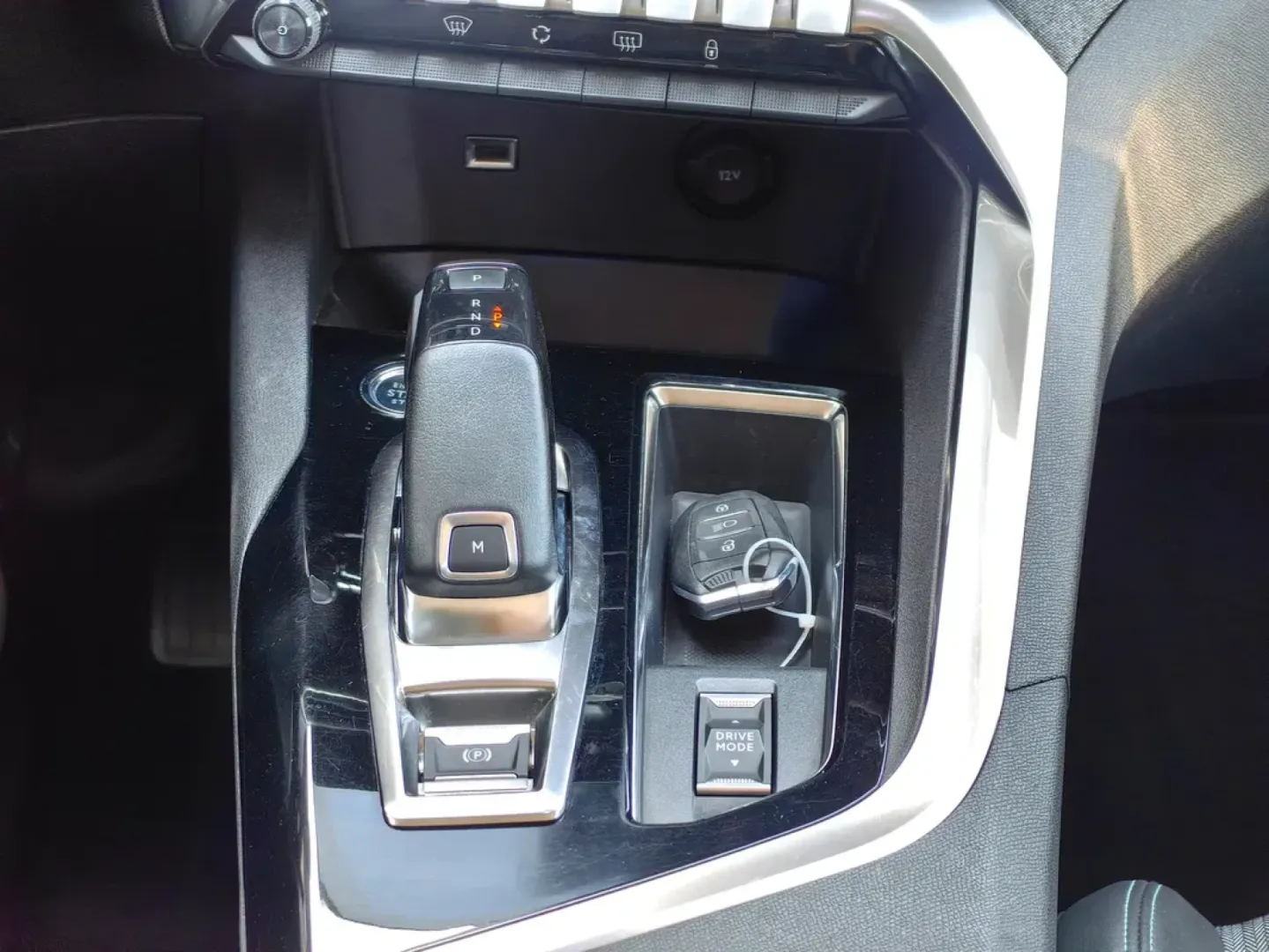 Cumpara/ Vinde online Peugeot 3008 2021 SH, la cel mai bun pret pentru tine!