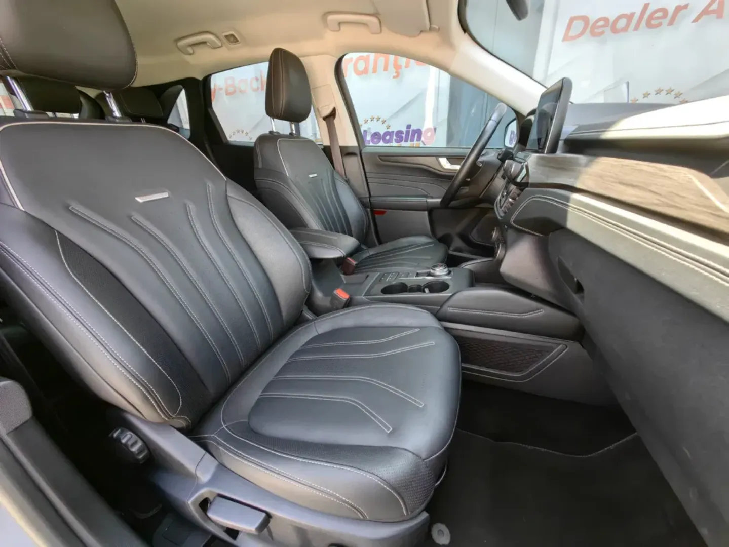 Cumpara/ Vinde online Ford Kuga 2021 SH, la cel mai bun pret pentru tine!