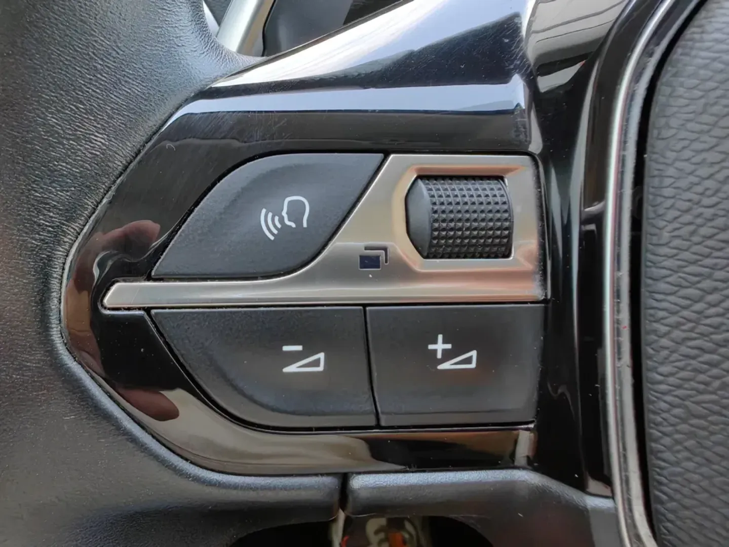 Cumpara/ Vinde online Peugeot 3008 2021 SH, la cel mai bun pret pentru tine!