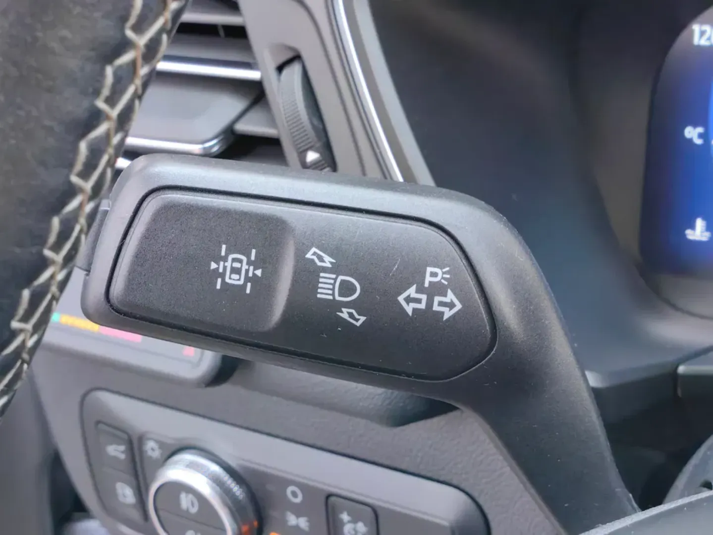 Cumpara/ Vinde online Ford Kuga 2021 SH, la cel mai bun pret pentru tine!