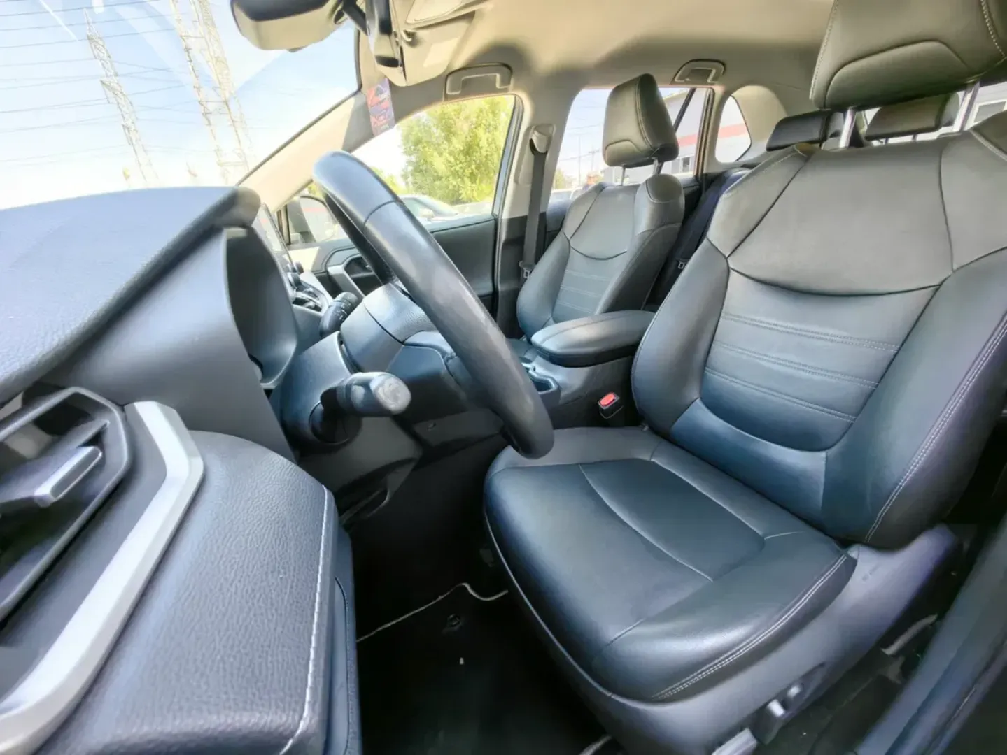 Cumpara/ Vinde online Toyota RAV 4 2021 SH, la cel mai bun pret pentru tine!